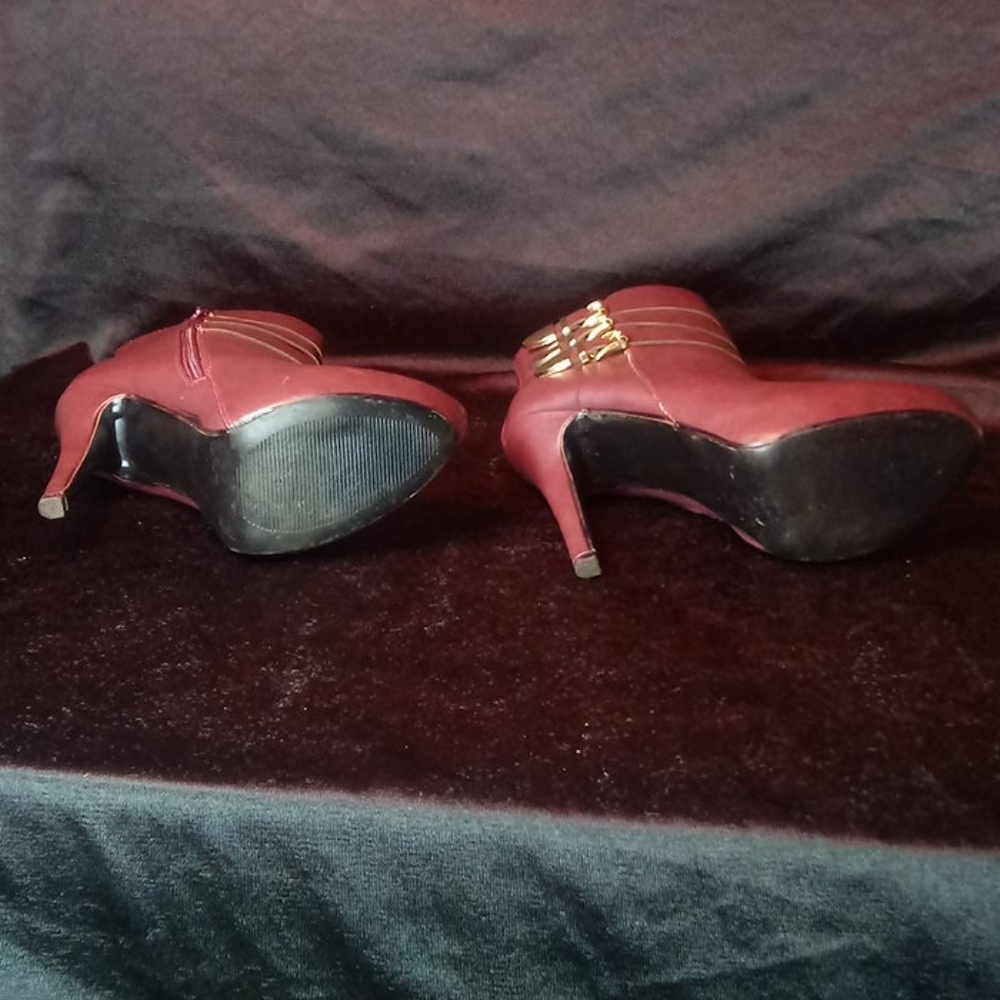 Jusfab Booties. - Picture 4 of 5